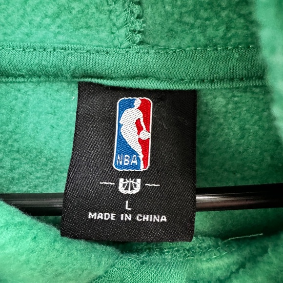 NBA Mens‎ Boston Celtics Green Sweatshirt Hoodie Pullover XL Front Pocket - Picture 2 of 12